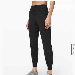 Align high rise joggers